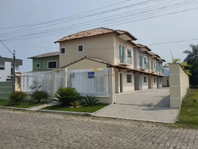 Casa de Condomínio com 3 Quartos à venda, 60m² no Cotia, Guapimirim