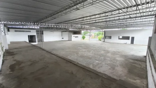 Galpão/Depósito/Armazém à venda, 1200m² no Guaratiba, Rio de Janeiro