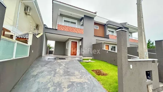 Casa com 3 Quartos à venda, 139m² no Campeche, Florianópolis