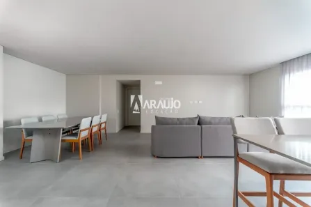 Apartamento com 3 Quartos para alugar, 140m² no Centro, Itajaí