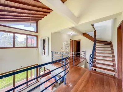 Casa de Condomínio com 4 Quartos à venda, 276m² no Carlos Guinle, Teresópolis
