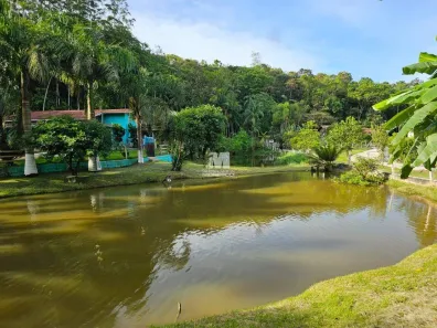 Fazenda/Sítio com 3 Quartos à venda, 180m² no São Pedro, Brusque
