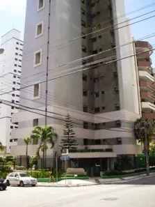 Apartamento com 2 Quartos para alugar, 70m² no Meireles, Fortaleza