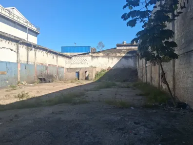 Lote/Terreno à venda, 1000m² no Macuco, Santos