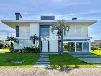 Sobrado com 4 Quartos à venda, 302m² no Remanso, Xangri-lá