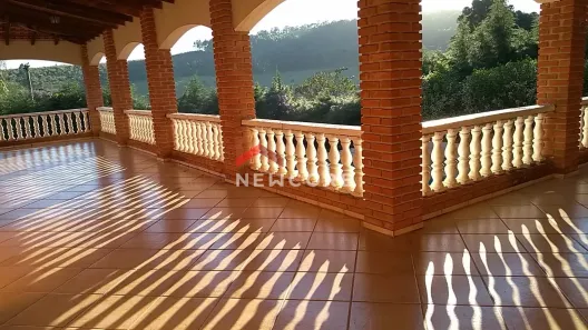 Fazenda/Sítio com 4 Quartos à venda, 368m² no Chácaras Fernão Dias, Atibaia