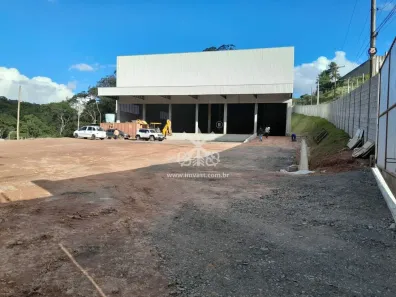Galpão/Depósito/Armazém para venda ou aluguel, 2500m² no Potuverá, Itapecerica da Serra