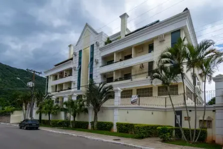 Apartamento com 2 Quartos à venda, 88m² no Lagoa da Conceição, Florianópolis