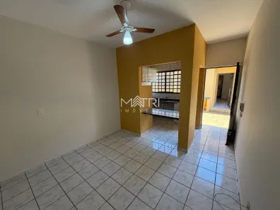 Casa com 1 Quarto para alugar, 35m² no Centro, Araraquara
