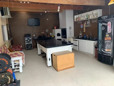 Casa com 4 Quartos à venda, 256m² no Jardim Elvira, Osasco