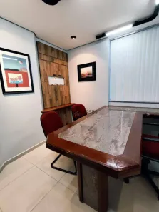 Sala Comercial à venda, 39m² no Centro, Taubaté