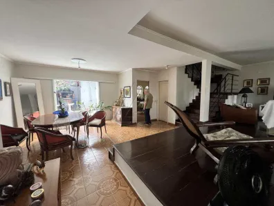 Sobrado com 3 Quartos à venda, 264m² no Jardim Londrina, São Paulo