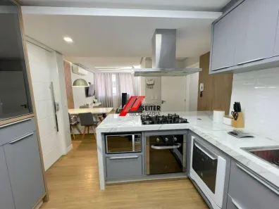 Apartamento com 3 Quartos à venda, 103m² no Centro, Florianópolis
