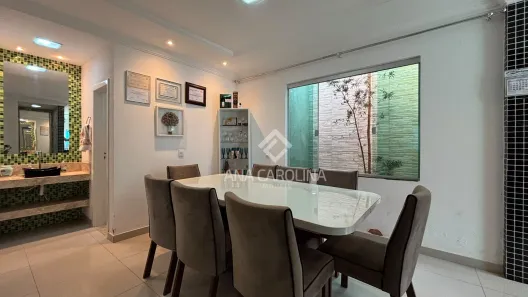 Casa com 3 Quartos à venda, 300m² no Maracanã, Montes Claros