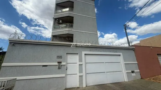 Apartamento com 2 Quartos para alugar, 85m² no Universitário, Uberaba