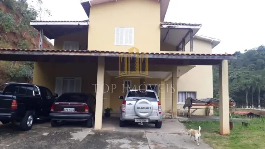 Fazenda/Sítio com 7 Quartos à venda, 250m² no Freitas, São José dos Campos