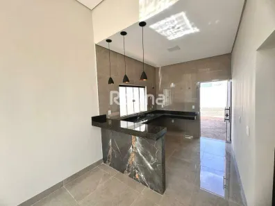 Casa com 3 Quartos à venda, 70m² no Jardim Canaã, Uberlândia