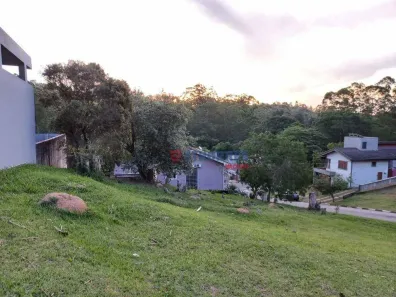 Lote/Terreno à venda, 678m² no Jardim Indaiá, Embu das Artes