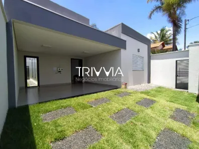 Casa com 3 Quartos para alugar, 150m² no Granada, Uberlândia