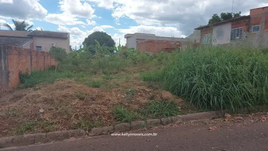 Lote/Terreno à venda, 420m² no Parque Residencial Funada, Presidente Prudente