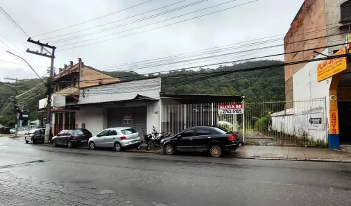 Ponto Comercial para alugar, 162m² no Vale do Paraíso, Teresópolis