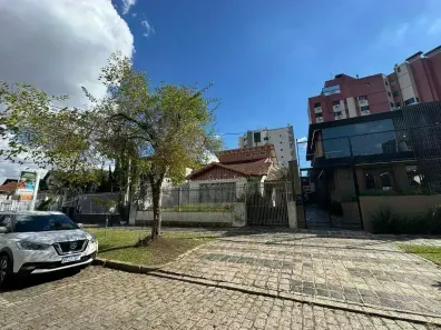 Lote/Terreno à venda, 559m² no Água Verde, Curitiba