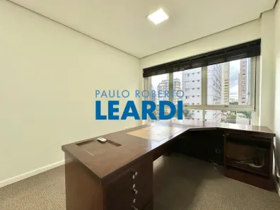Sala Comercial com 8 Quartos à venda, 200m² no Jardim Paulista, São Paulo