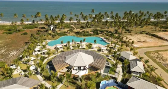 Casa de Condomínio com 2 Quartos à venda, 115m² no Praia do Forte, Mata de São João