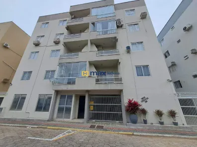Apartamento com 2 Quartos para alugar, 60m² no Gravatá, Navegantes