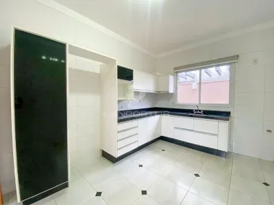 Casa com 3 Quartos à venda, 220m² no Bonfim Paulista, Ribeirão Preto