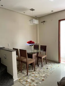Sobrado com 2 Quartos à venda, 100m² no Vila Voturua, São Vicente