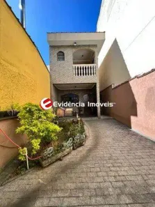 Sobrado com 3 Quartos à venda, 178m² no Vila Tibiriçá, Santo André