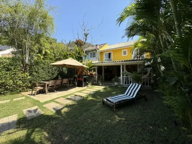 Casa de Condomínio com 4 Quartos à venda, 250m² no Mombaça, Angra dos Reis