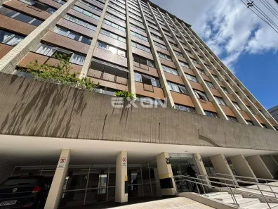 Apartamento com 3 Quartos à venda, 74m² no Centro Cívico, Curitiba