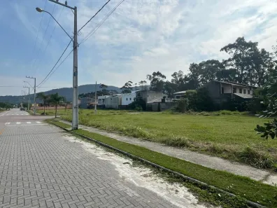 Lote/Terreno à venda, 500m² no Ingleses do Rio Vermelho, Florianópolis