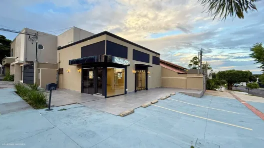 Sala Comercial para alugar, 160m² no Santa Fé, Campo Grande