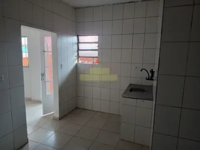 Casa com 1 Quarto para alugar, 30m² no Vila Santa Teresa (Zona Leste), São Paulo