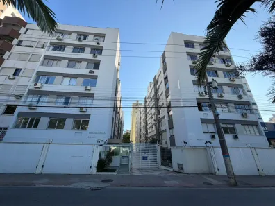 Apartamento com 2 Quartos à venda, 81m² no Centro, Florianópolis