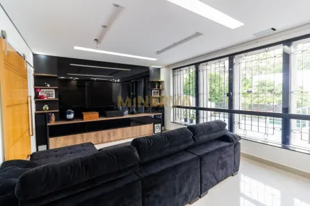 Sobrado com 4 Quartos à venda, 300m² no Jardim das Bandeiras, São Paulo