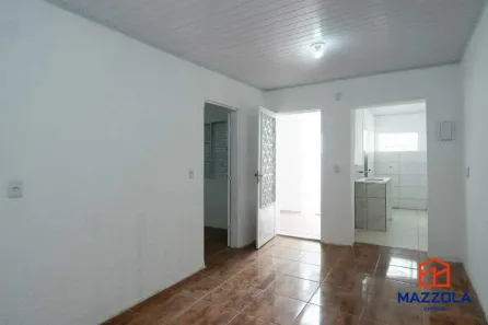 Casa com 1 Quarto para alugar, 60m² no Partenon, Porto Alegre