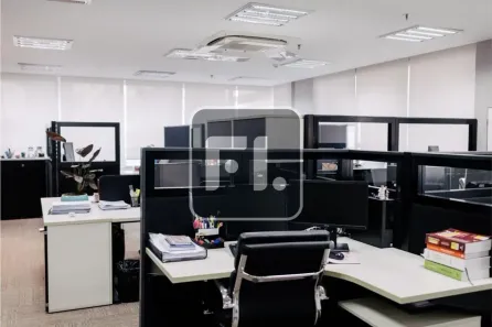 Sala Comercial para alugar, 200m² no Vila Olímpia, São Paulo