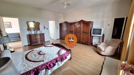Casa com 8 Quartos à venda, 480m² no Santa Tereza, Belo Horizonte