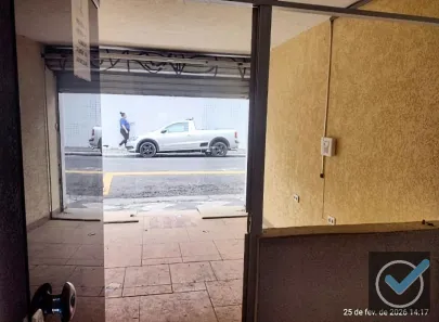 Casa para alugar, 300m² no Centro, Osasco