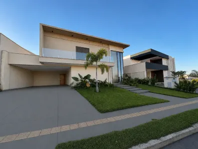 Sobrado com 4 Quartos à venda, 351m² no Residencial Goiânia Golfe Clube, Goiânia