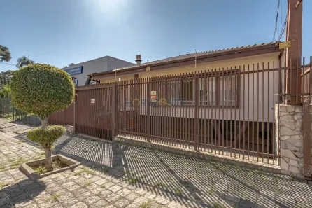 Casa com 5 Quartos à venda, 240m² no São Francisco, Curitiba