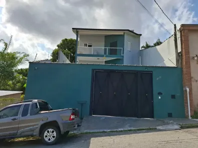 Sobrado com 3 Quartos à venda, 250m² no Vila Áurea, Poá