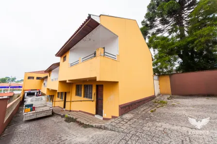 Sobrado com 2 Quartos à venda, 115m² no Butiatuvinha, Curitiba