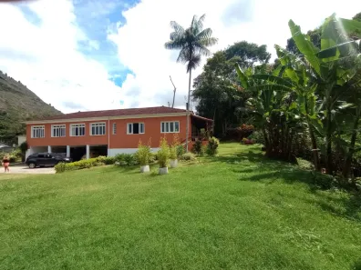 Casa com 5 Quartos à venda, 266m² no Araras, Petrópolis