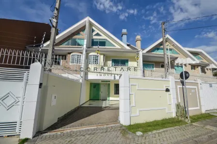 Sobrado com 3 Quartos à venda, 219m² no Água Verde, Curitiba