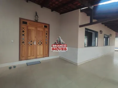 Casa de Condomínio com 3 Quartos à venda, 230m² no Guará I, Brasília